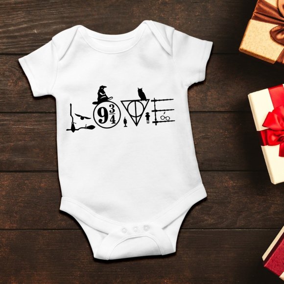 *NEW* Baby Onesie - Love - Harry Potter Theme - White, 100% Cotton - Picture 2 of 5